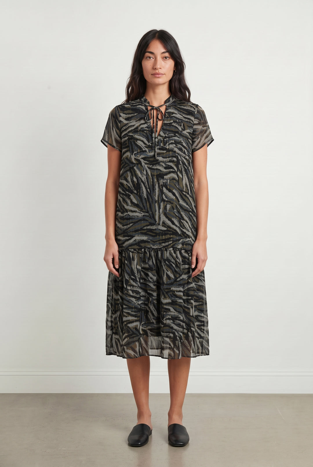Robe Imprimée Noire et Verte - Taille M/38 de la marque IKKS | PARAD119744 - Vendu par Paradigme - Image 1