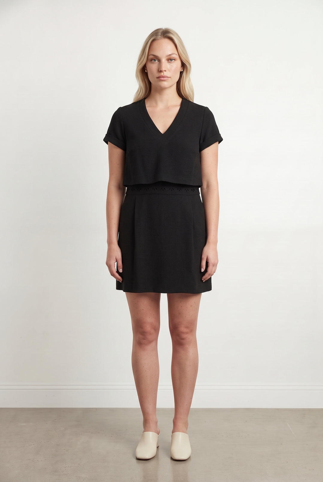 Robe Courte Noire - Taille L/40 de la marque I.Code | PARAD120049 - Vendu par Paradigme - Image 1