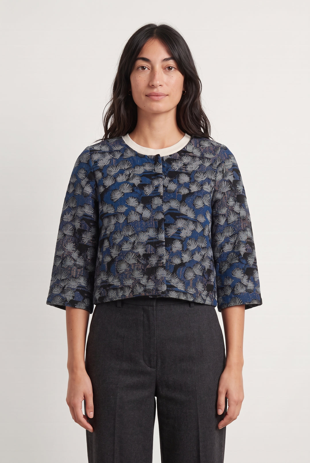Veste Courte Bleu et Noir - Taille S/36 de la marque La Fée Maraboutée | PARAD120119 - Vendu par Paradigme - Image 1