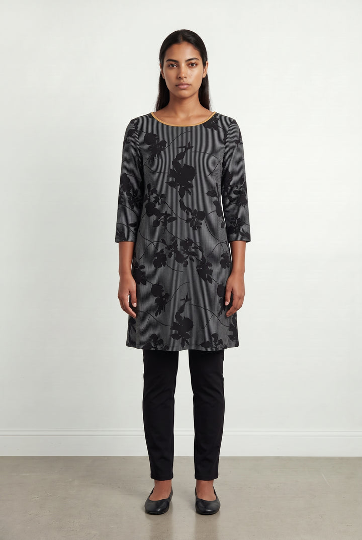 Robe Noire et Grise - Taille L/40 de la marque La Fée Maraboutée | PARAD120201 - Vendu par Paradigme - Image 1