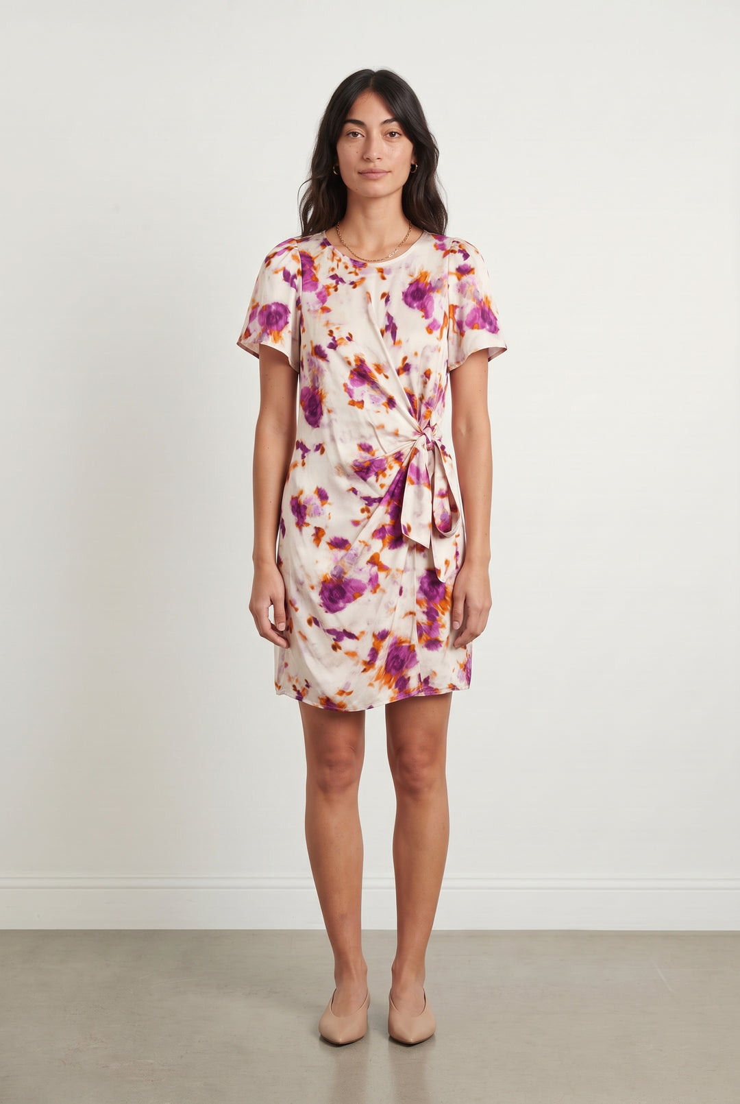 Robe Blanche et Violette - Taille M/38 de la marque La Fée Maraboutée | PARAD120257 - Vendu par Paradigme - Image 1