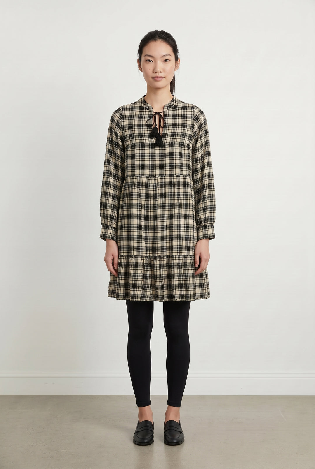 Robe Chemise Noire et Beige - Taille S/36 de la marque La Fée Maraboutée | PARAD120377 - Vendu par Paradigme - Image 1