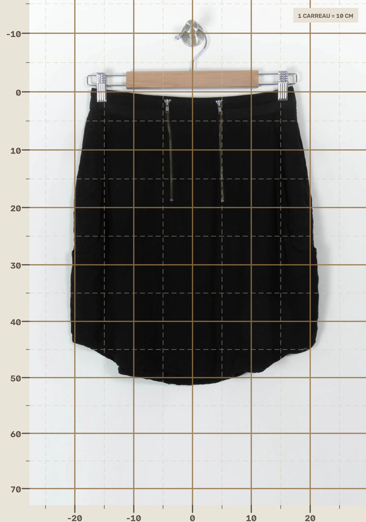 Jupe Courte Noire - Taille M/38 de la marque IKKS | PARAD120421 - Vendu par Paradigme - Image 4