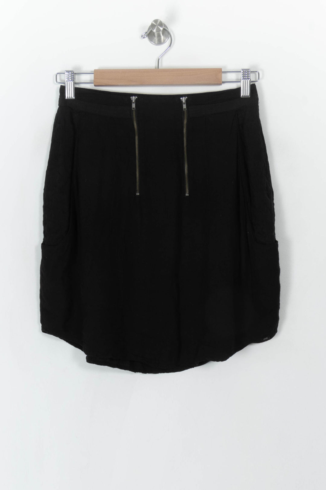 Jupe Courte Noire - Taille M/38 de la marque IKKS | PARAD120421 - Vendu par Paradigme - Image 2
