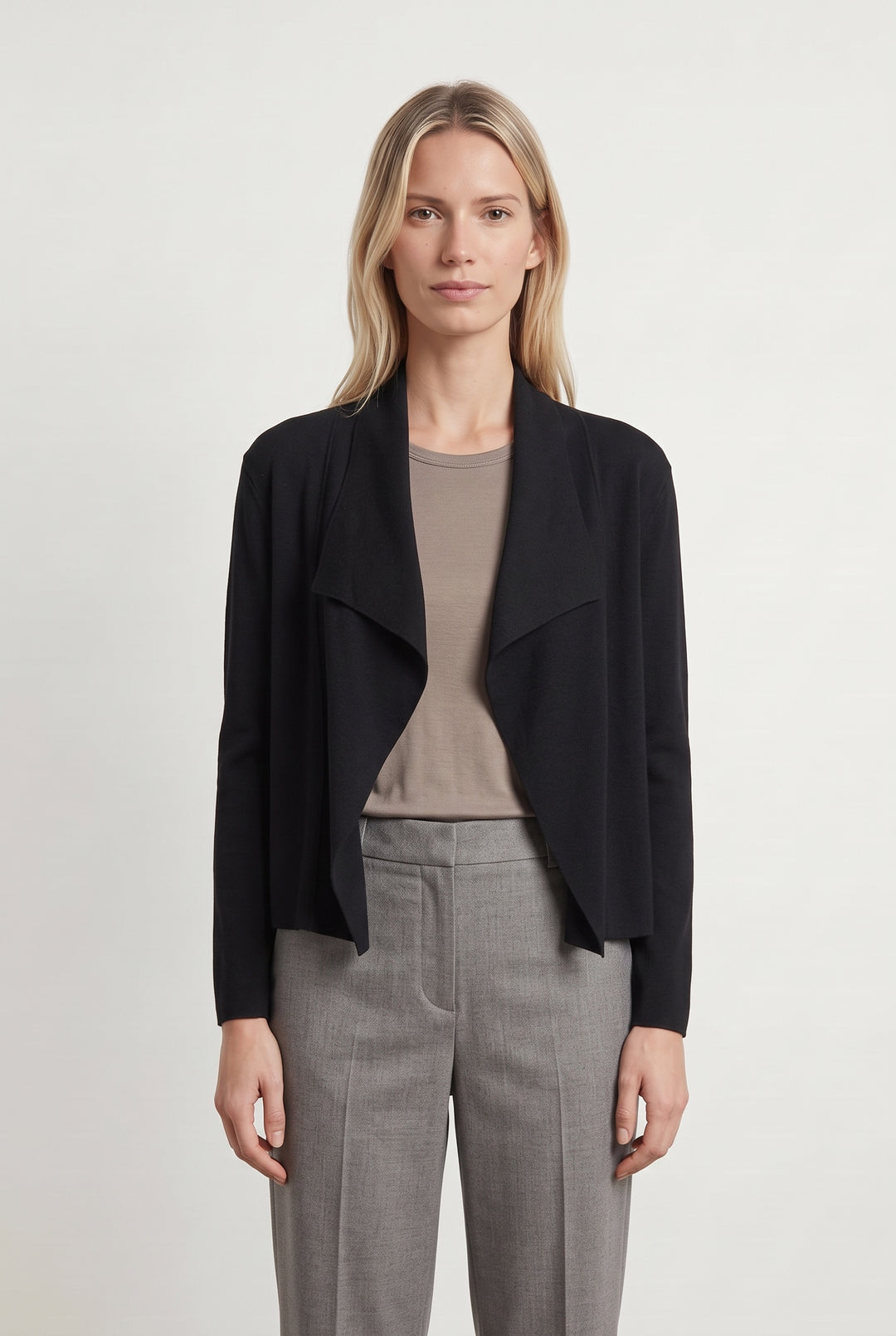 Cardigan Noir - Taille M/38 de la marque COS | PARAD120490 - Vendu par Paradigme - Image 1
