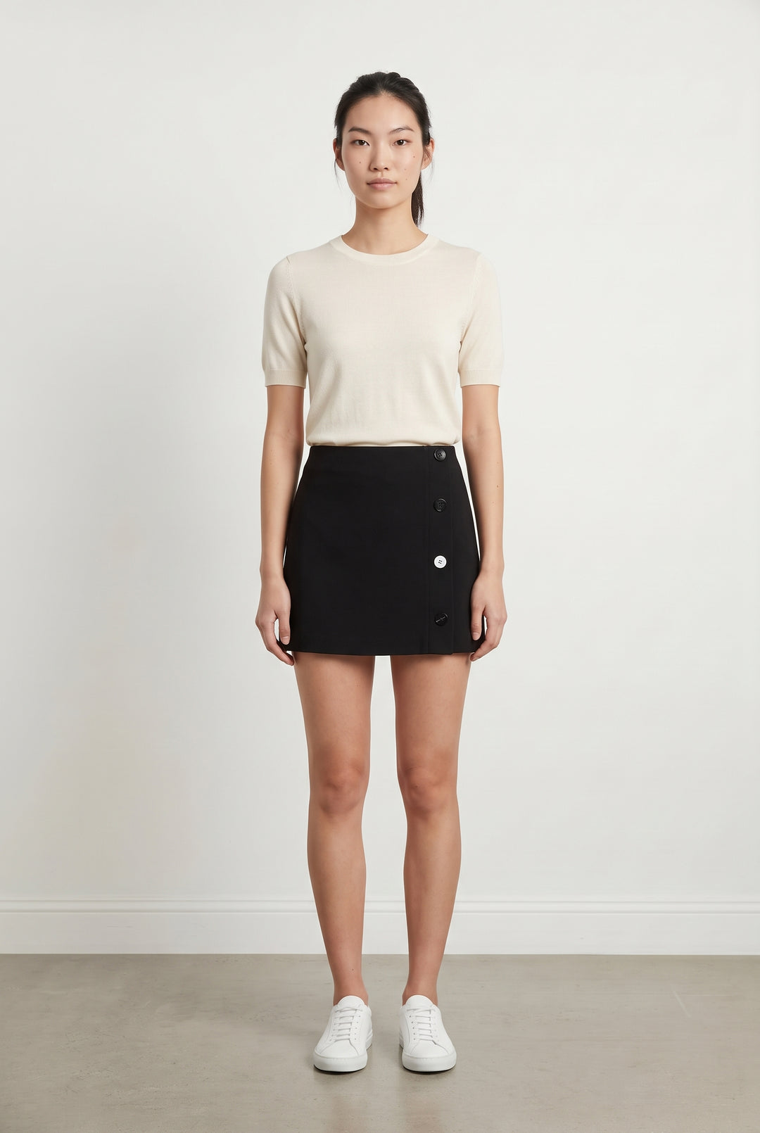 Jupe Noire - Taille XS/34 de la marque La Fée Maraboutée | PARAD120601 - Vendu par Paradigme - Image 1