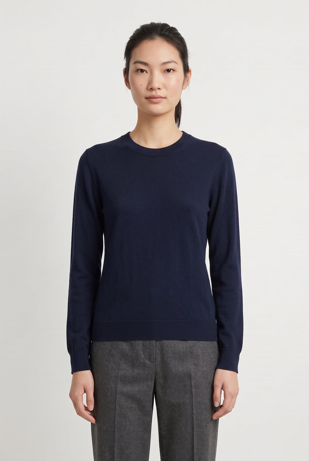 Pull Bleu - Taille M/38 de la marque Eric Bompard | PARAD120680 - Vendu par Paradigme - Image 1