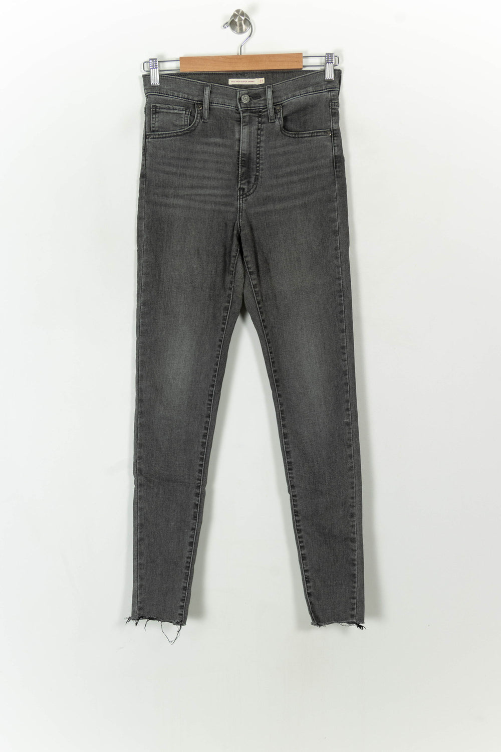 Jean Skinny Gris - Taille S/36 de la marque Levi's | PARAD120732 - Vendu par Paradigme - Image 2