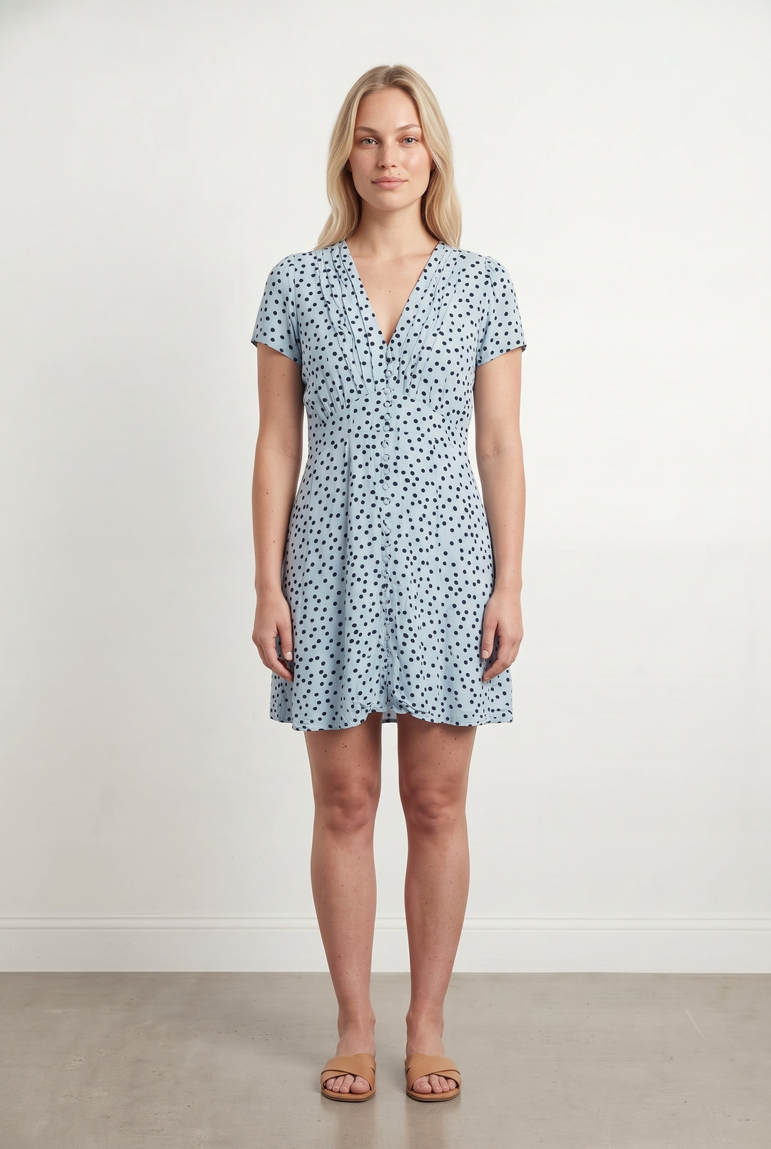 Robe Courte Bleu à Pois Noirs - Taille L/40 de la marque IKKS | PARAD120742 - Vendu par Paradigme - Image 1