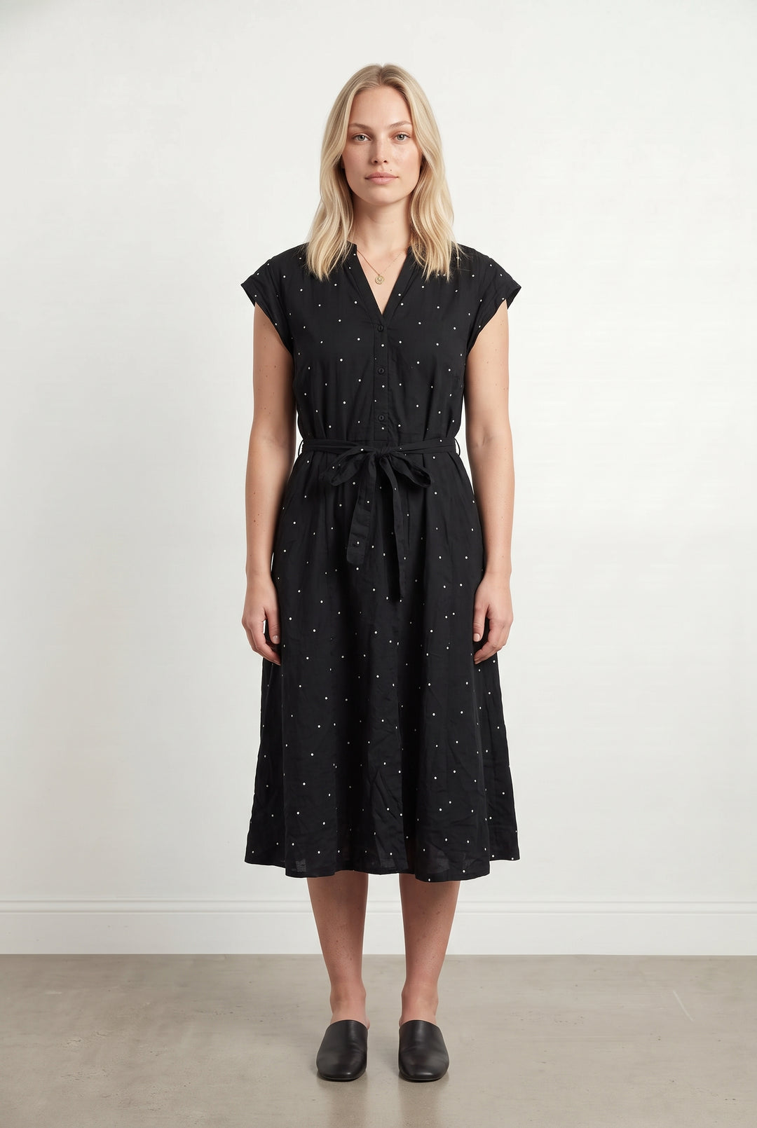 Robe longue noire à pois blancs - Taille L/40 de la marque Comptoir des Cotonniers | PARAD120768 - Vendu par Paradigme - Image 1