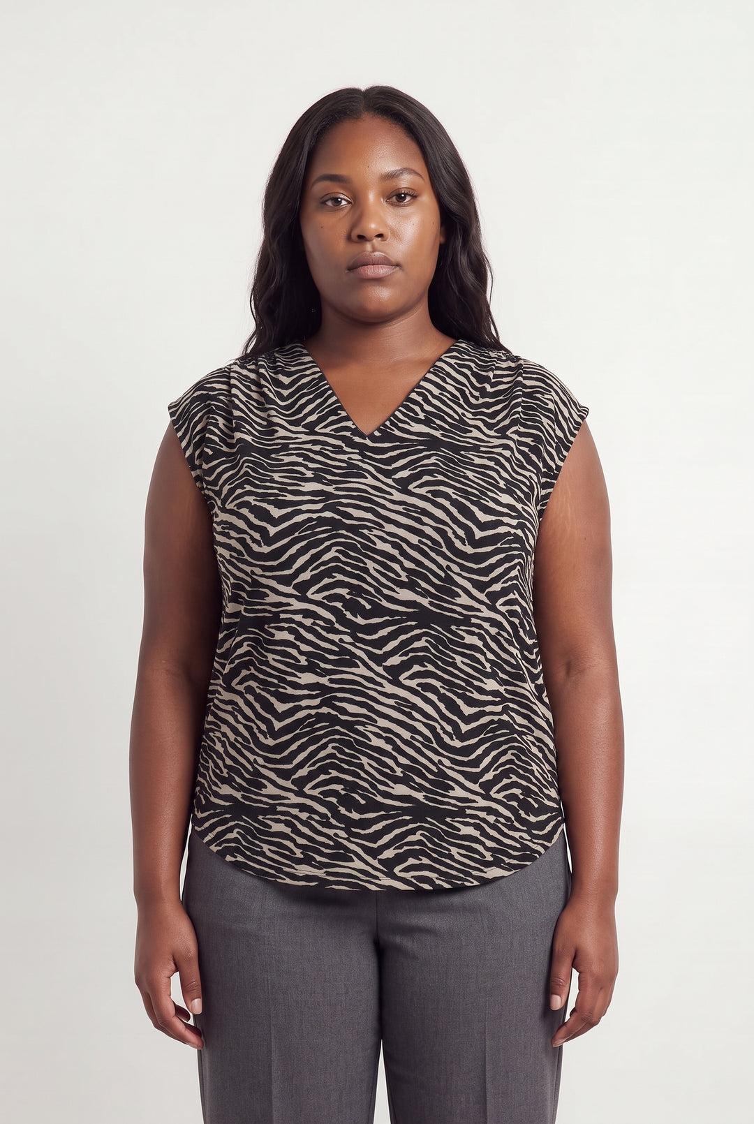 Blouse Noire et Beige - Taille XXL/44 de la marque La Fée Maraboutée | PARAD120789 - Vendu par Paradigme - Image 1