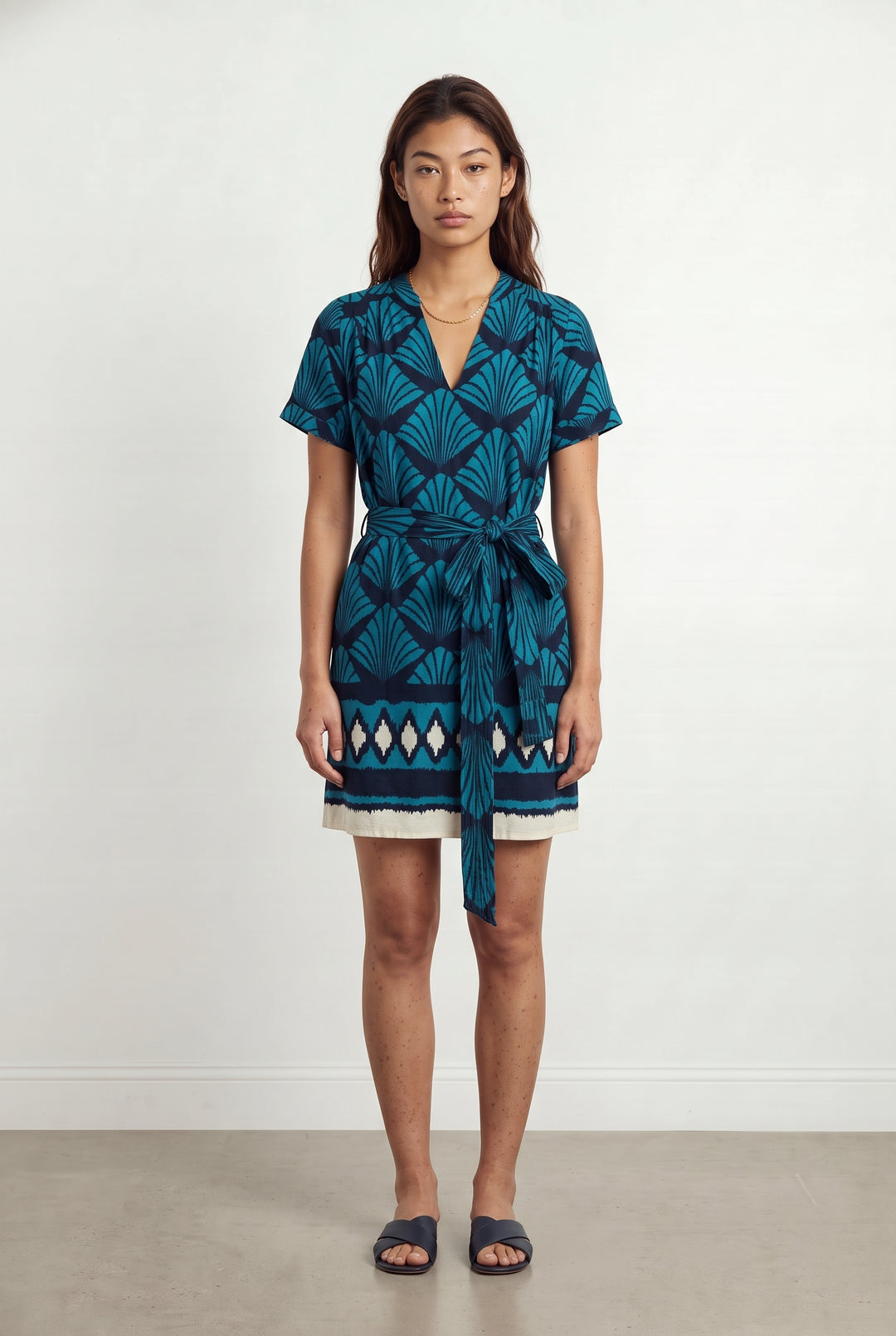 Robe Portefeuille Bleue et Noire - Taille M/38 de la marque La Fée Maraboutée | PARAD120903 - Vendu par Paradigme - Image 1