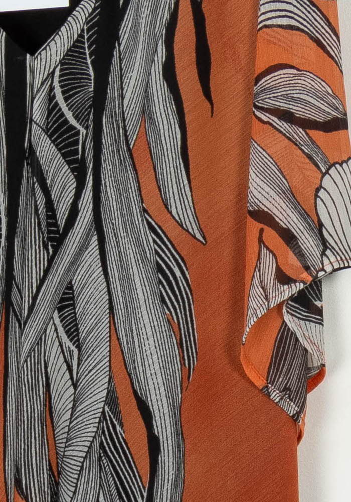 Robe Orange et Noire - Taille S/36 de la marque La Fée Maraboutée | PARAD121000 - Vendu par Paradigme - Image 3