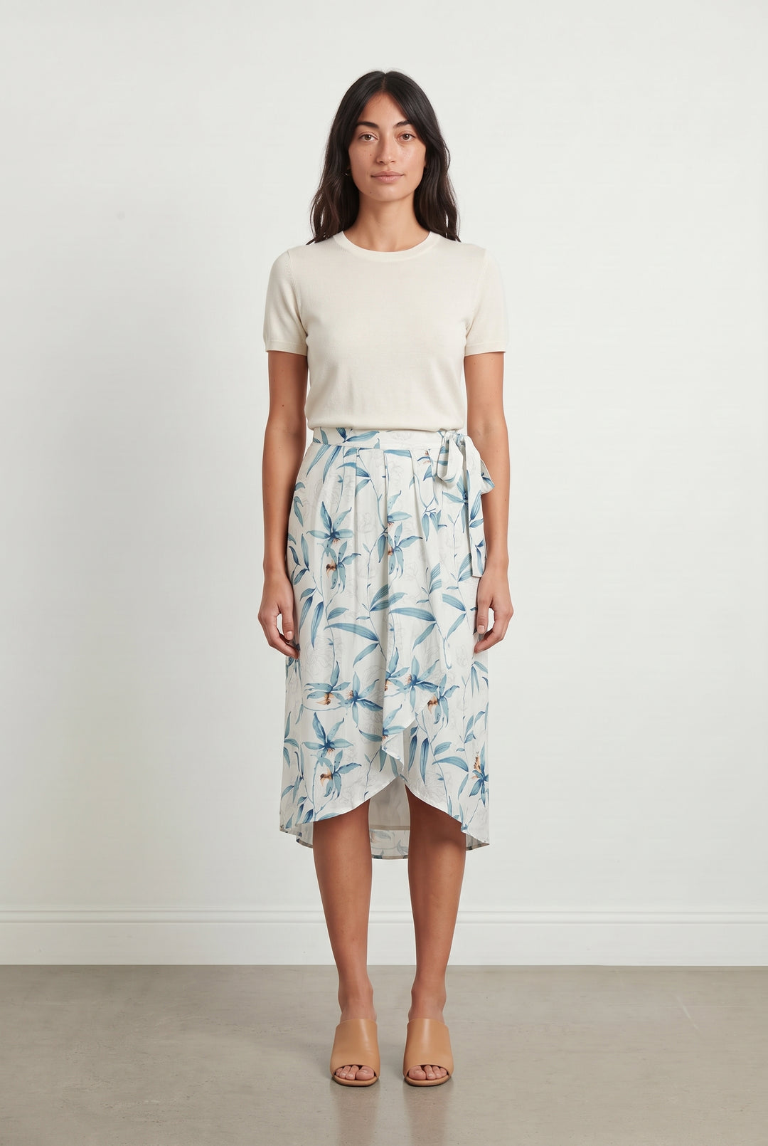 Jupe Midi Blanche et Bleue - Taille S/36 de la marque Karl Marc John | PARAD121184 - Vendu par Paradigme - Image 1