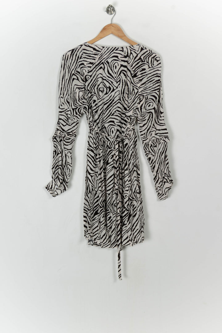 Robe Courte Noire et Blanche - Taille M/38 de la marque Suncoo | PARAD121351 - Vendu par Paradigme - Image 5