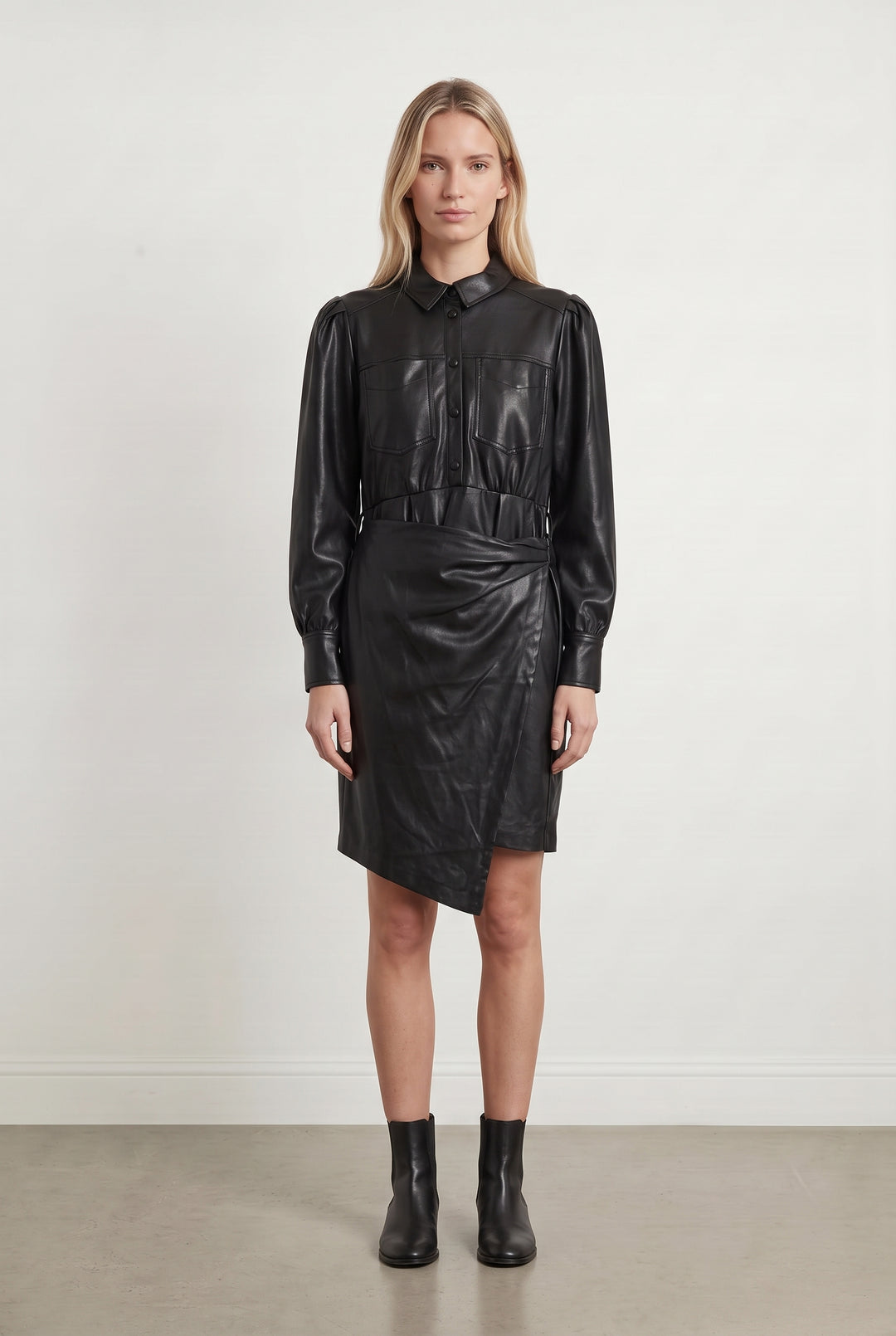 Robe Midi Noire - Taille S/36 de la marque Suncoo | PARAD121457 - Vendu par Paradigme - Image 1
