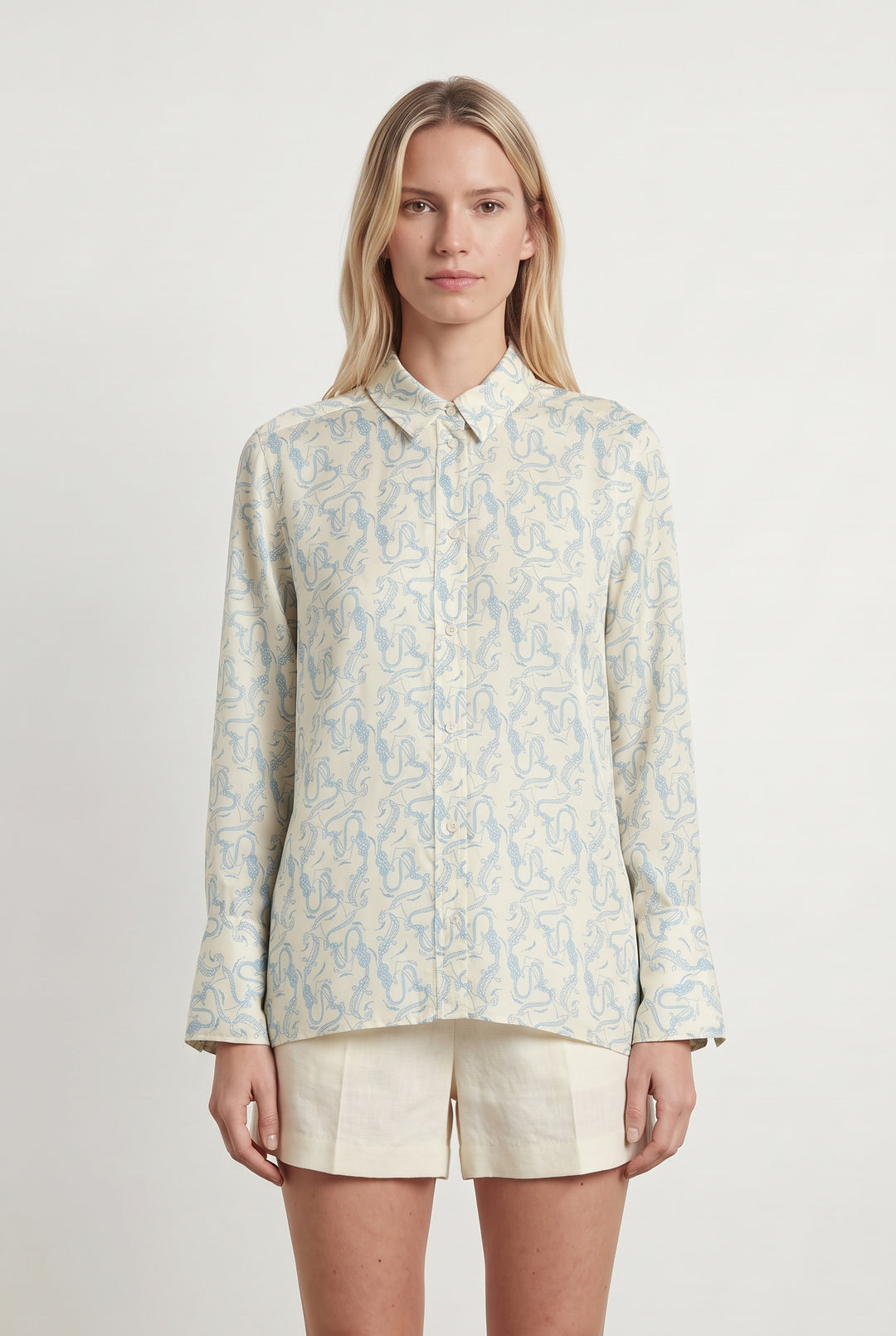 Chemise Blanche et Bleue - Taille M/38 de la marque Sandro | PARAD121487 - Vendu par Paradigme - Image 1