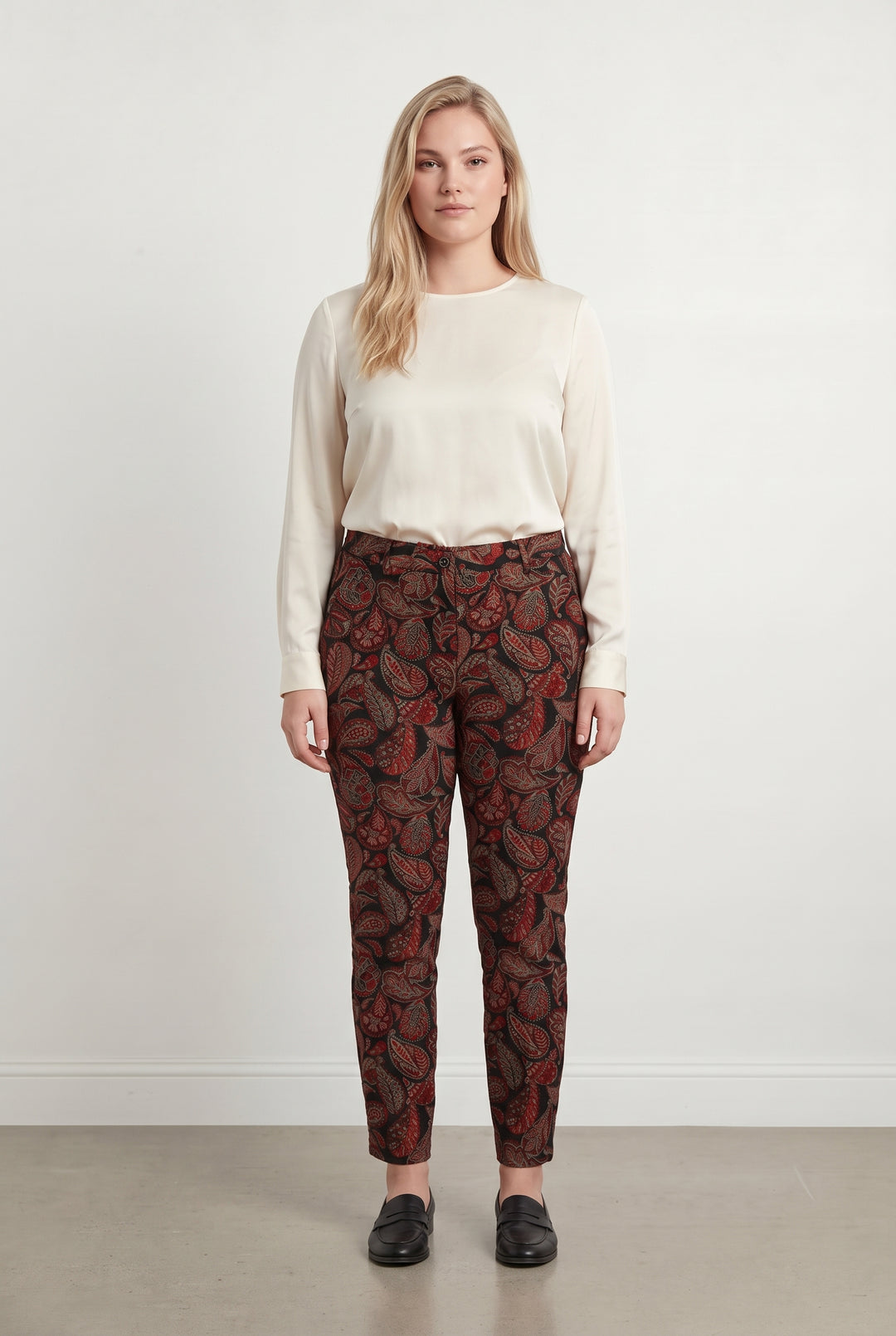Pantalon Slim Noir et Rouge - Taille XL/42 de la marque Bleu Blanc Rouge | PARAD121503 - Vendu par Paradigme - Image 1