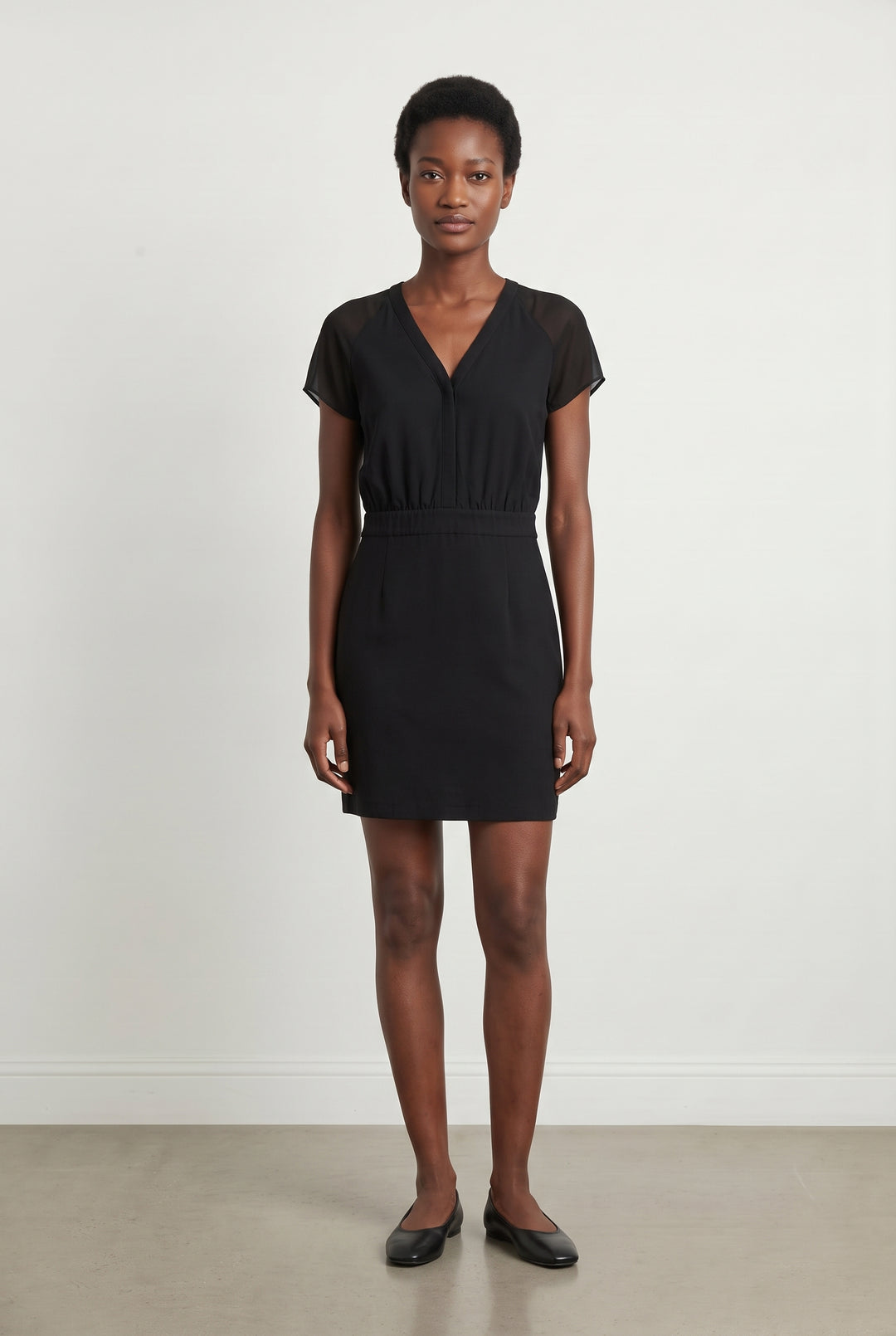 Robe Courte Noire - Taille S/36 de la marque ZAPA | PARAD121583 - Vendu par Paradigme - Image 1