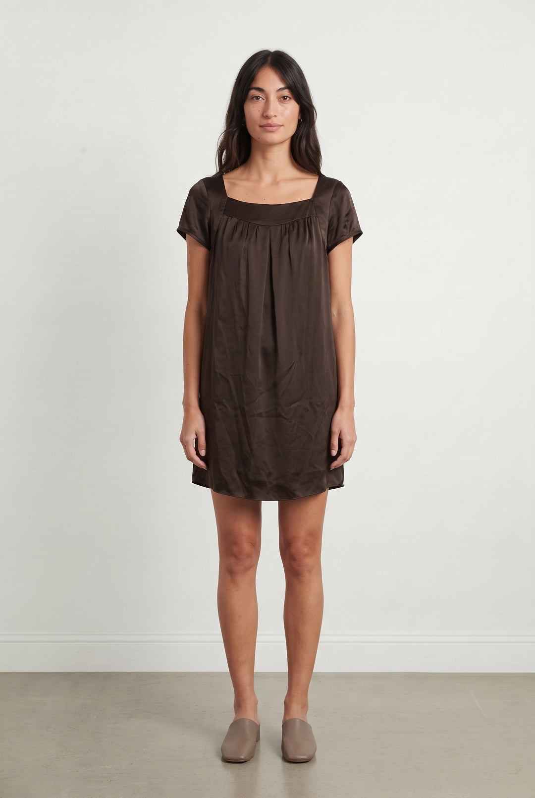 Robe Courte Marron - Taille M/38 de la marque Gerard Darel | PARAD121606 - Vendu par Paradigme - Image 1