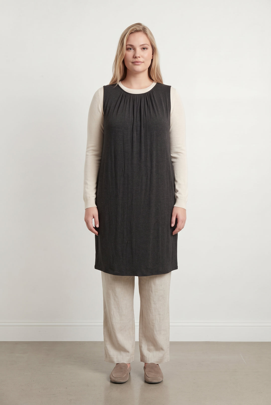 Robe Noire - Taille XL/42 de la marque La Fée Maraboutée | PARAD121656 - Vendu par Paradigme - Image 1