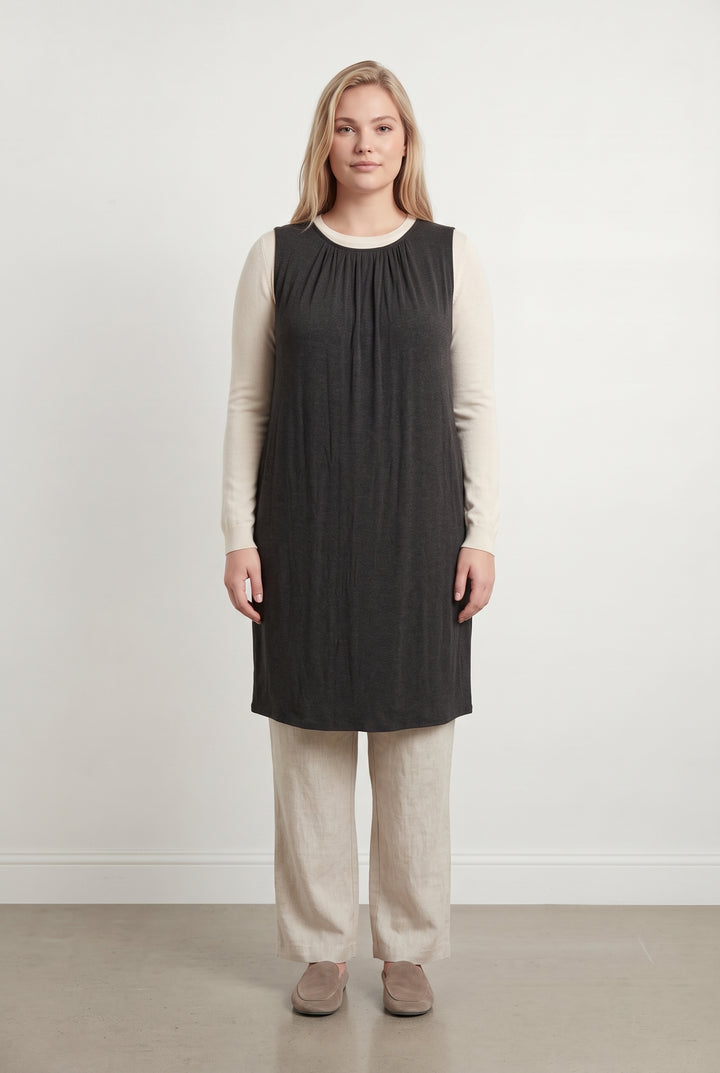Robe Noire - Taille XL/42 de la marque La Fée Maraboutée | PARAD121656 - Vendu par Paradigme - Image 1