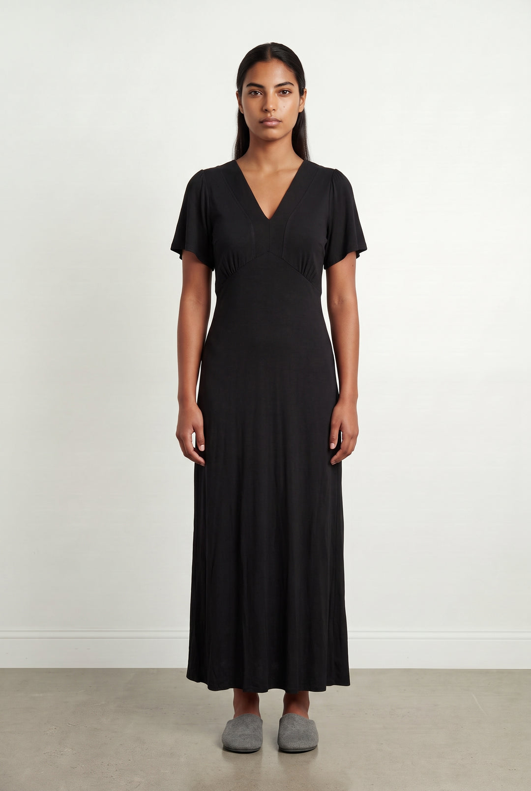 Robe Longue Noire - Taille L/40 de la marque La Fée Maraboutée | PARAD121741 - Vendu par Paradigme - Image 1