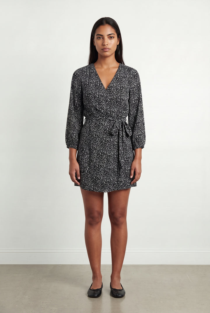 Robe Courte Noire et Blanche - Taille L/40 de la marque IKKS | PARAD121758 - Vendu par Paradigme - Image 1