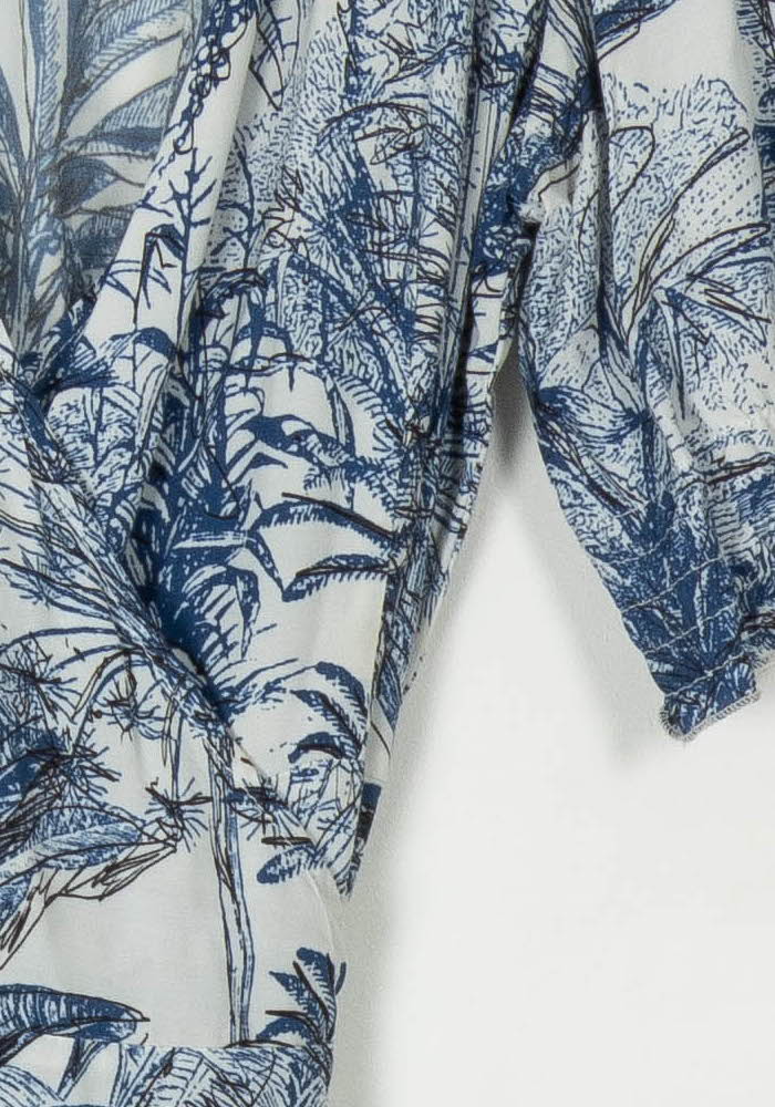 Robe Imprimée Bleue et Blanche - Taille S/36 de la marque La Fée Maraboutée | PARAD122518 - Vendu par Paradigme - Image 3
