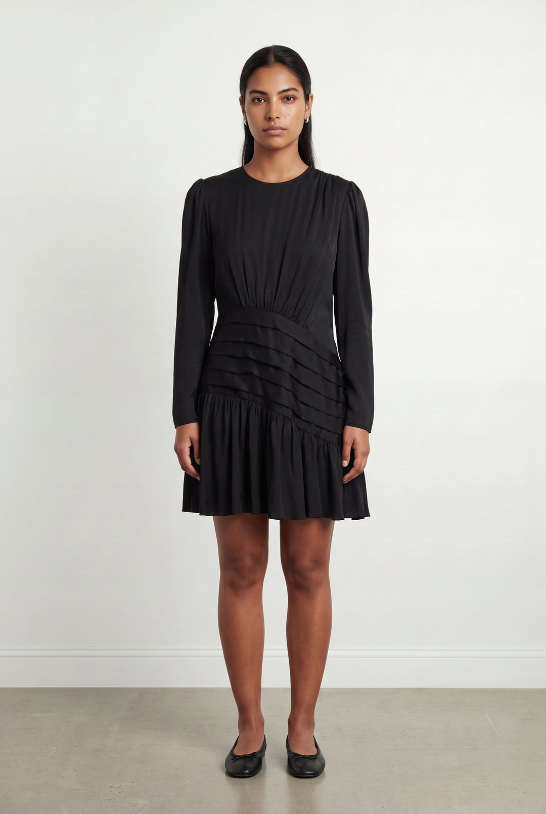 Robe Courte Noire - Taille L/40 de la marque Sandro | PARAD122540 - Vendu par Paradigme - Image 1