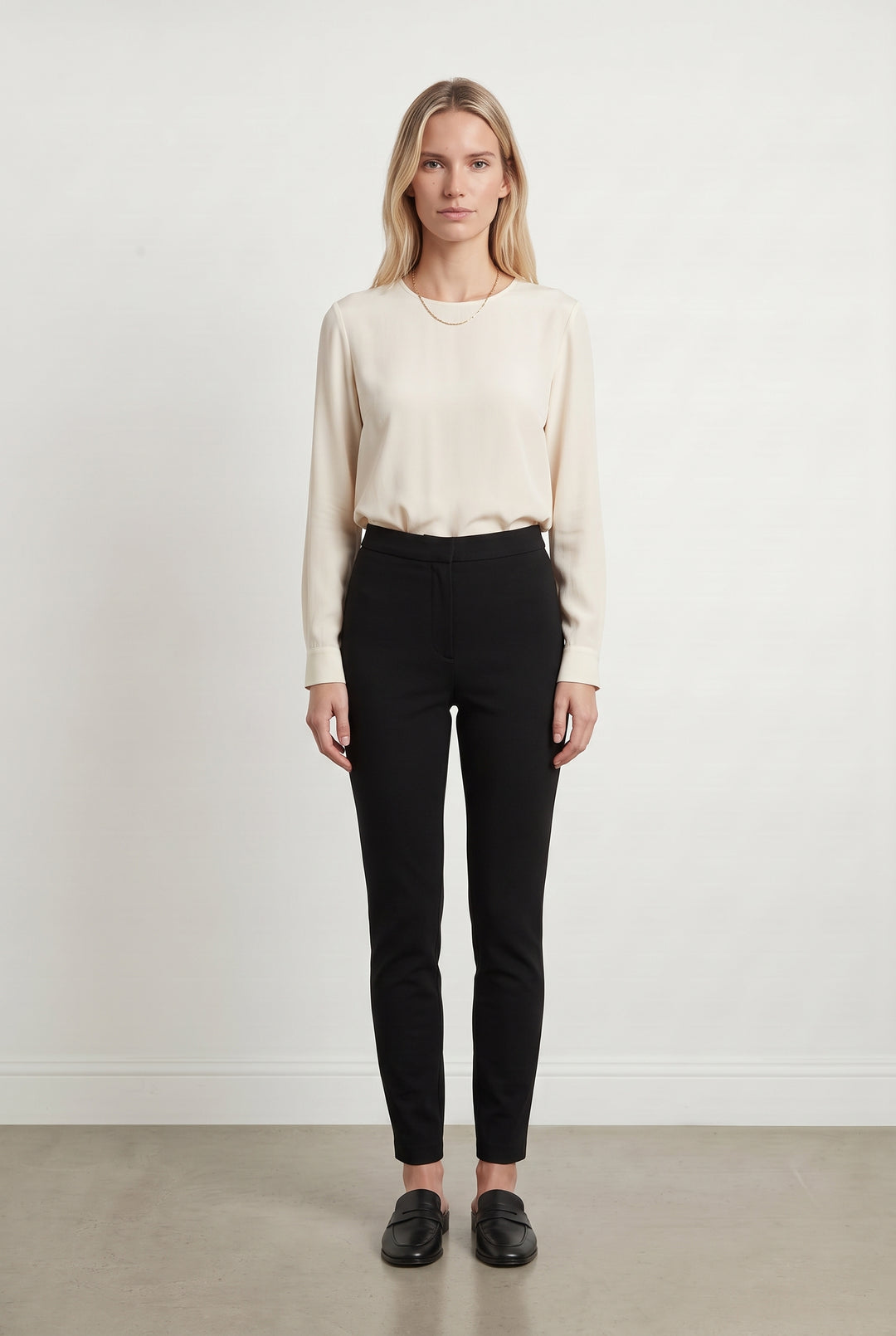 Pantalon Noir - Taille M/38 de la marque Isabel Marant | PARAD122556 - Vendu par Paradigme - Image 1