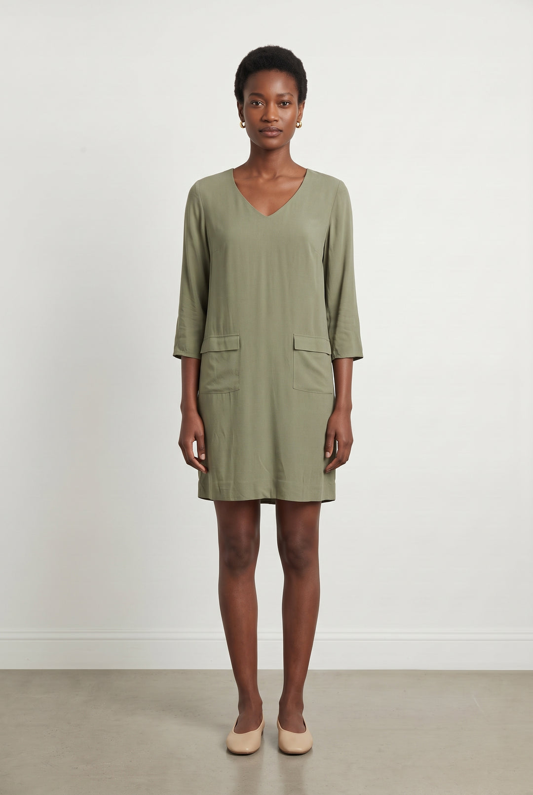 Robe Droite Verte - Taille M/38 de la marque Caroll | PARAD122690 - Vendu par Paradigme - Image 1