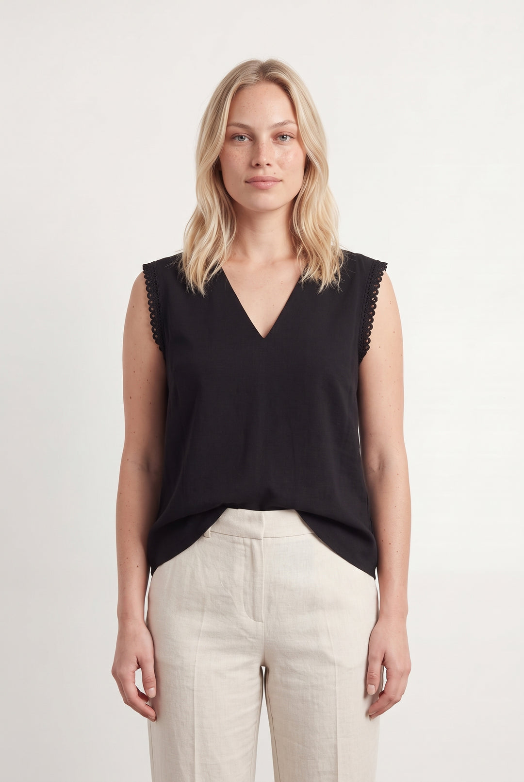 Top Noir - Taille L/40 de la marque Maje | PARAD122805 - Vendu par Paradigme - Image 1