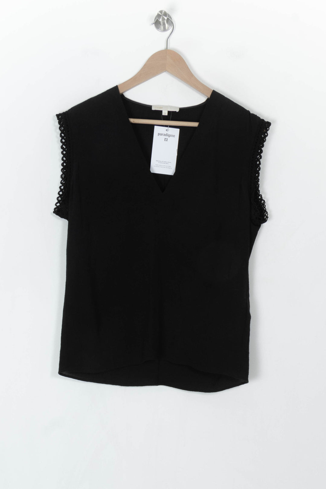 Top Noir - Taille L/40 de la marque Maje | PARAD122805 - Vendu par Paradigme - Image 2