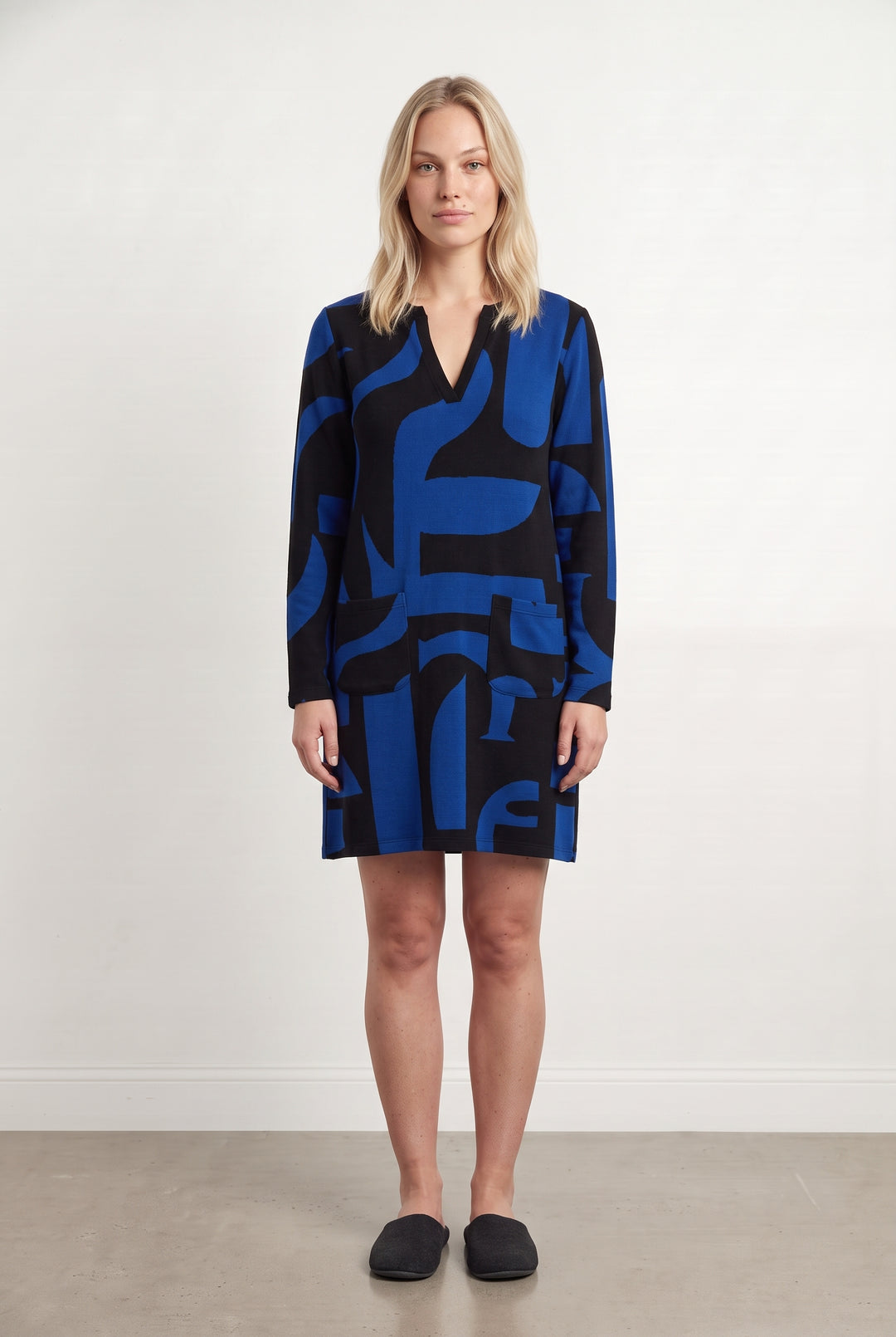 Robe Bleue et Noire - Taille L/40 de la marque La Fée Maraboutée | PARAD123460 - Vendu par Paradigme - Image 1