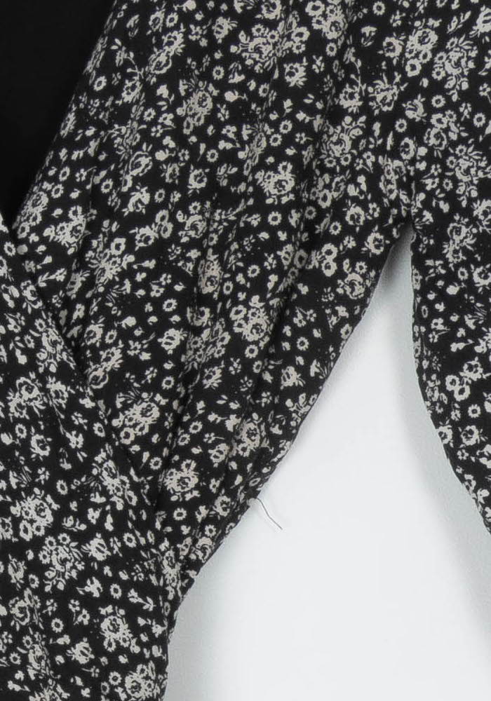 Robe Portefeuille Noire et Blanche - Taille S/36 de la marque SAAJ | PARAD123676 - Vendu par Paradigme - Image 3