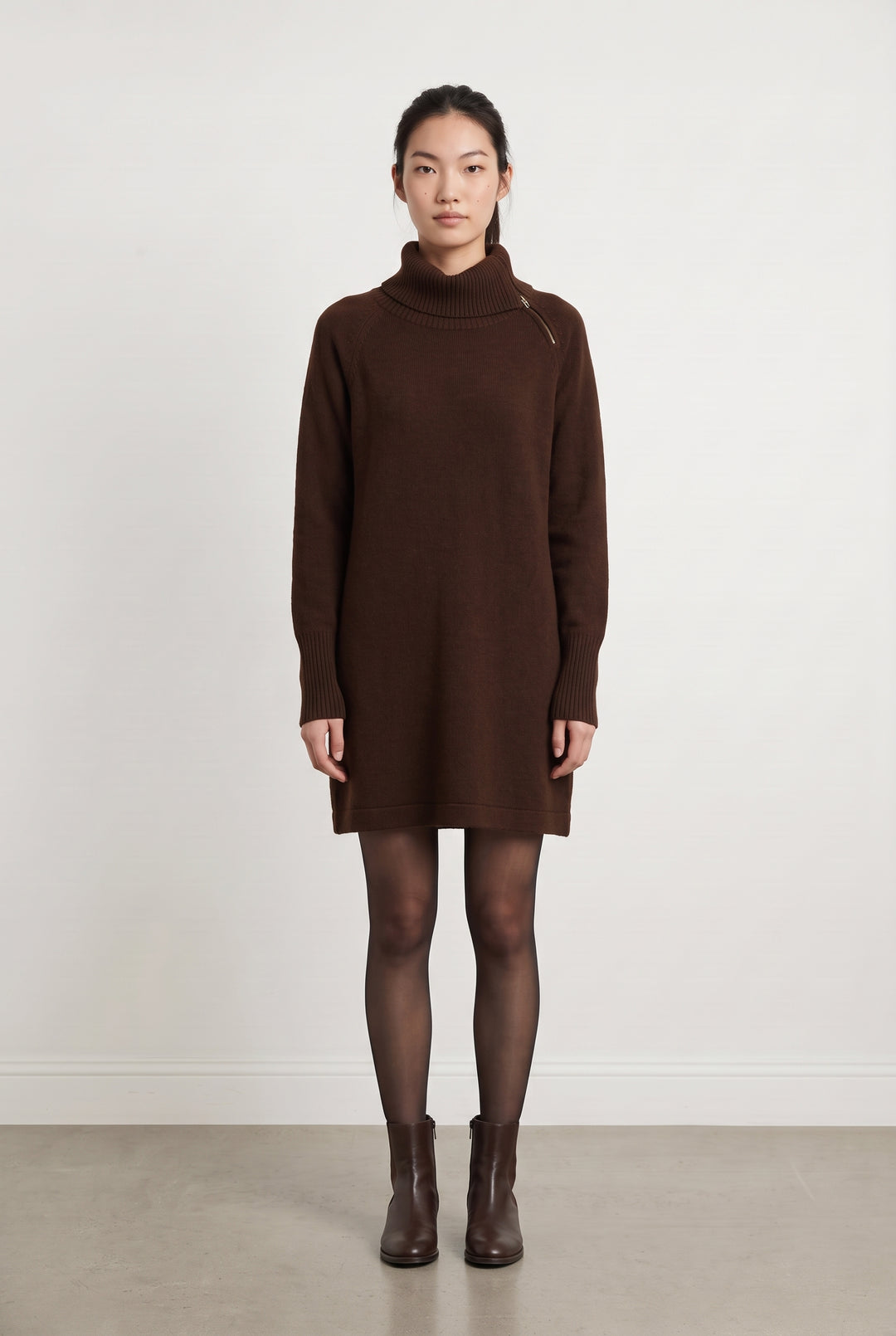 Robe Pull Marron - Taille M/38 de la marque ZAPA | PARAD123736 - Vendu par Paradigme - Image 1