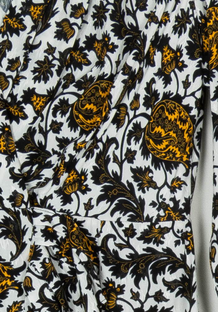 Robe Courte Blanche Et Noire - Taille M/38 de la marque Sandro | PARAD123742 - Vendu par Paradigme - Image 3