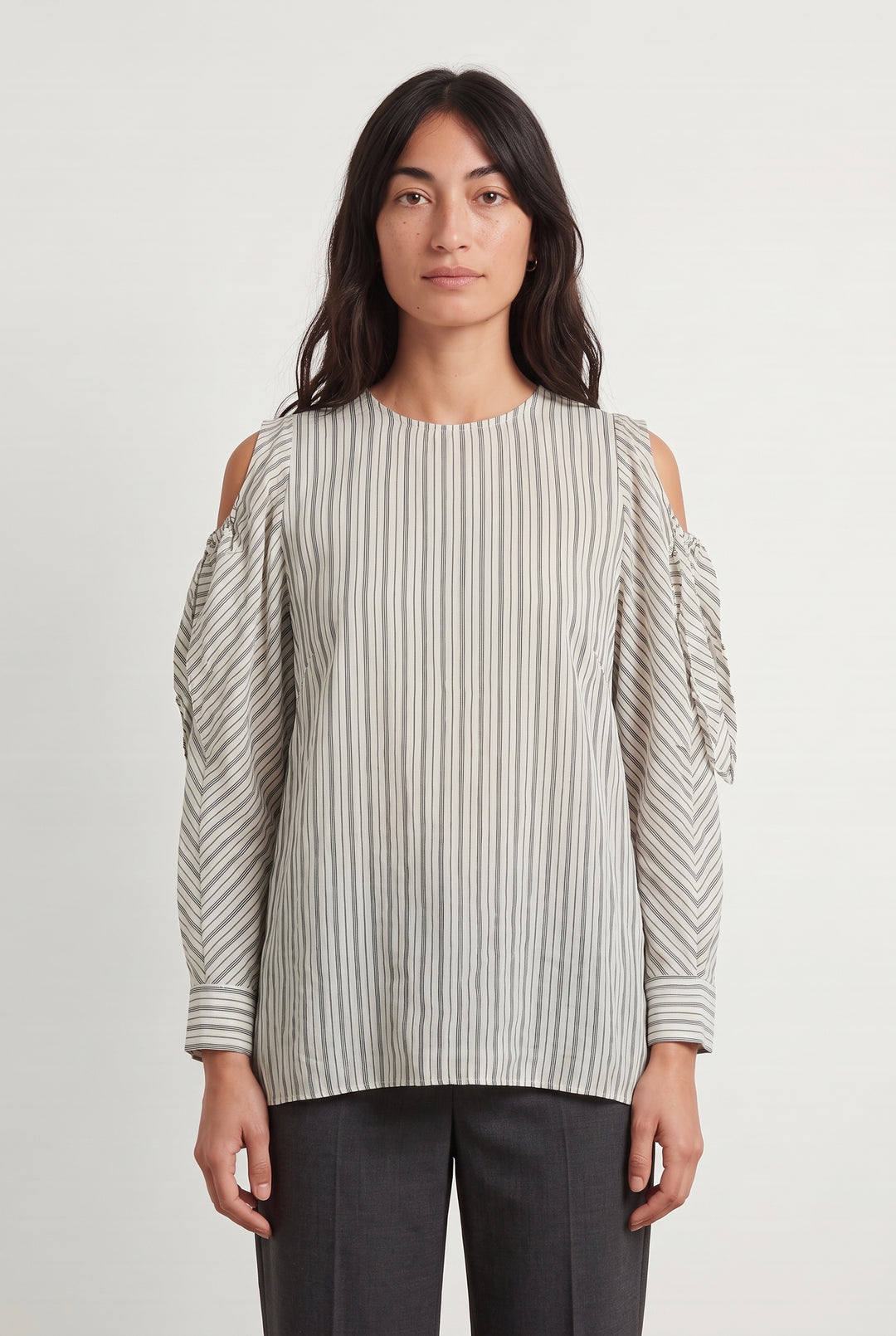 Blouse Blanche et Grise - Taille S/36 de la marque Sandro | PARAD123945 - Vendu par Paradigme - Image 1