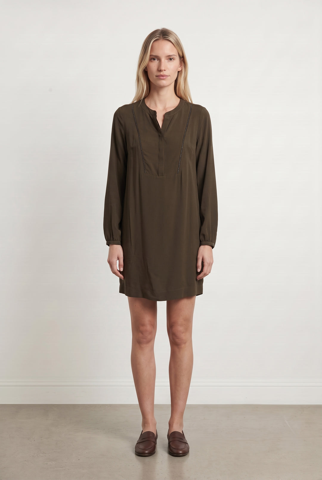 Robe Courte Kaki - Taille M/38 de la marque IKKS | PARAD123965 - Vendu par Paradigme - Image 1