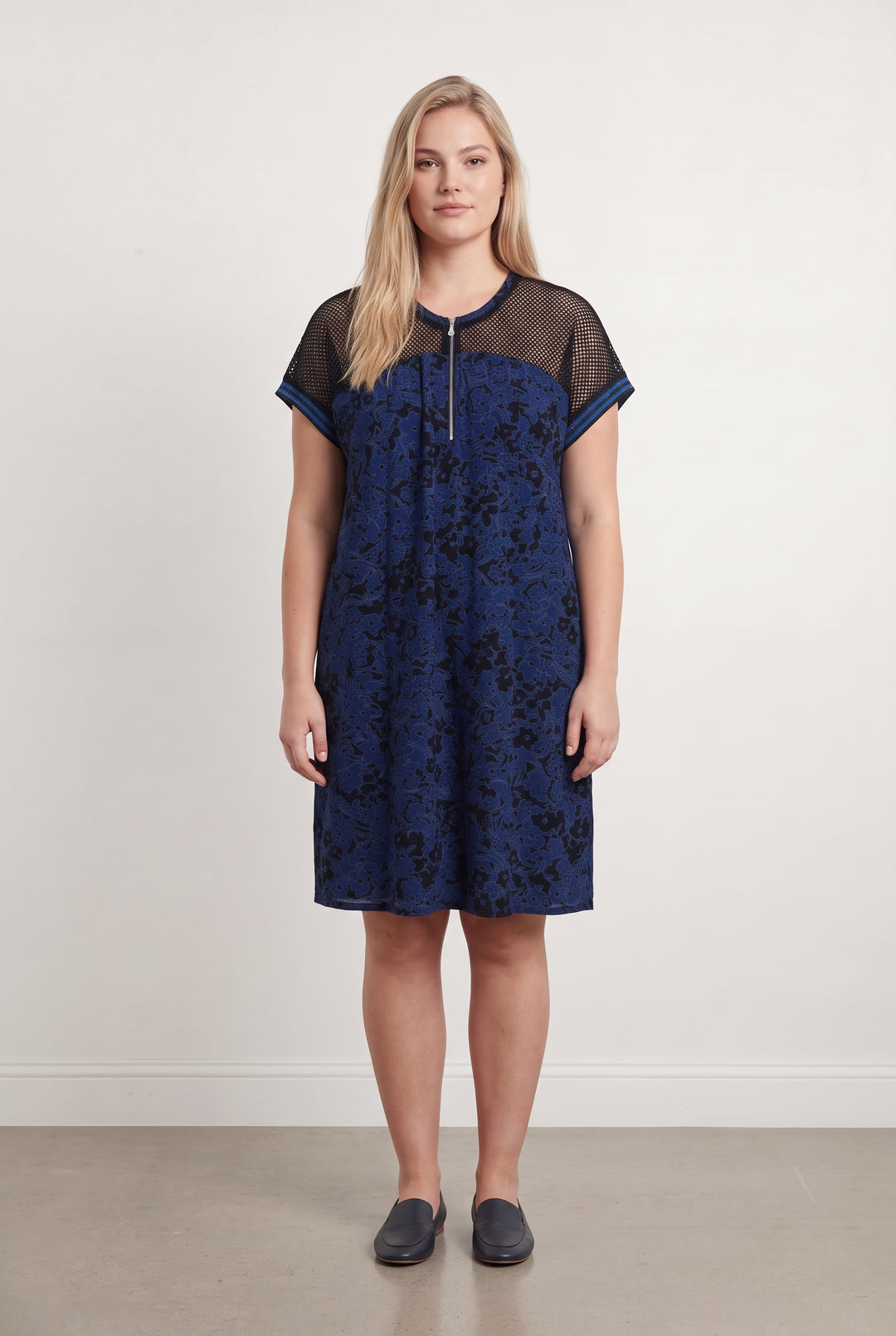 Robe Midi Bleue et Noire - Taille XXL/44 de la marque Indies | PARAD123970 - Vendu par Paradigme - Image 1