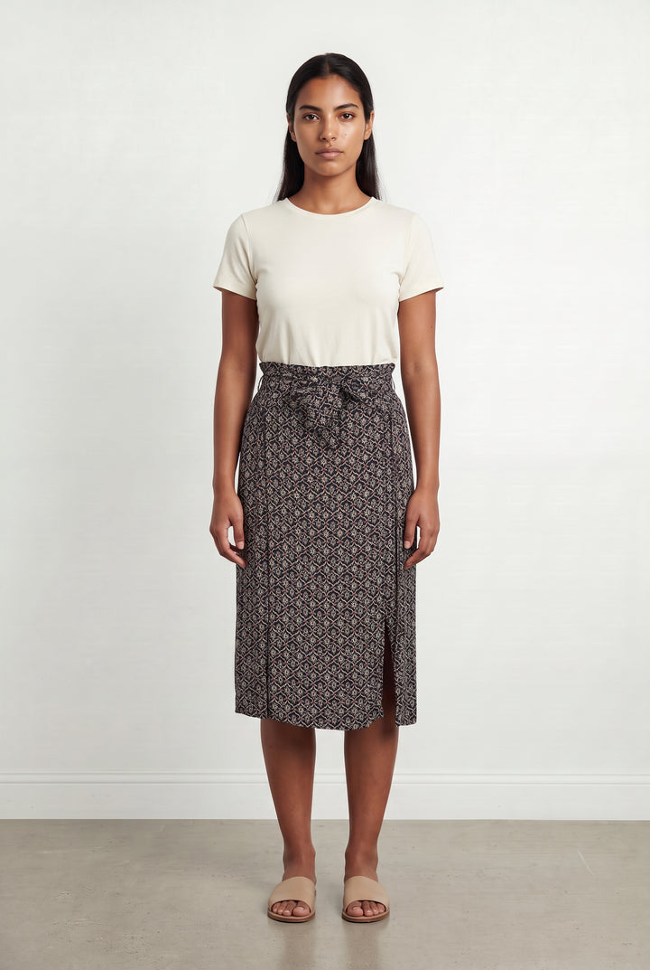 Jupe courte Noire et Blanche - Taille L/40 de la marque Caroll | PARAD124217 - Vendu par Paradigme - Image 1