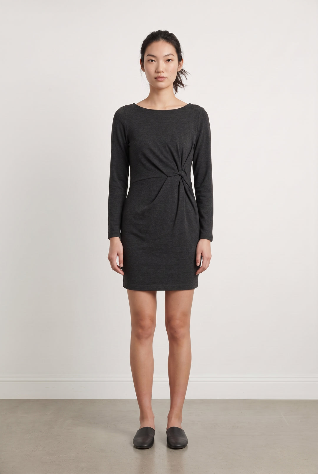 Robe Courte Grise - Taille M/38 de la marque IKKS | PARAD124341 - Vendu par Paradigme - Image 1
