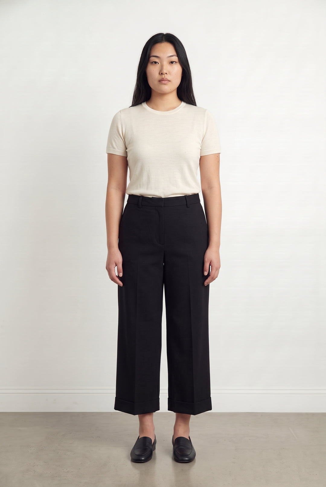 Pantalon Court Noir - Taille XL/42 de la marque La Fée Maraboutée | PARAD124527 - Vendu par Paradigme - Image 1