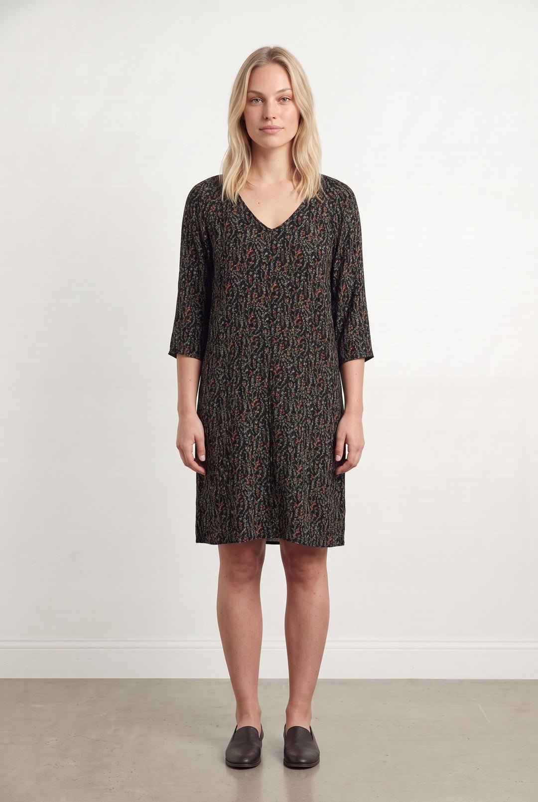 Robe Courte Noire - Taille L/40 de la marque Comptoir des Cotonniers | PARAD124600 - Vendu par Paradigme - Image 1