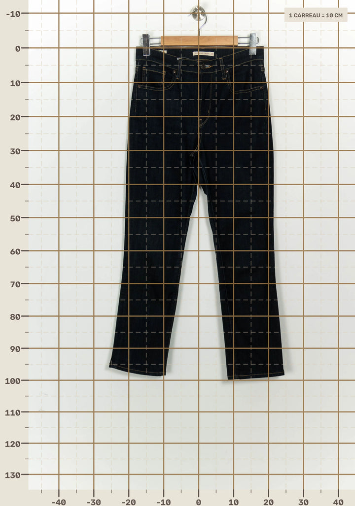 Jean Droit Bleu
 - Taille L/40 de la marque Levi&
