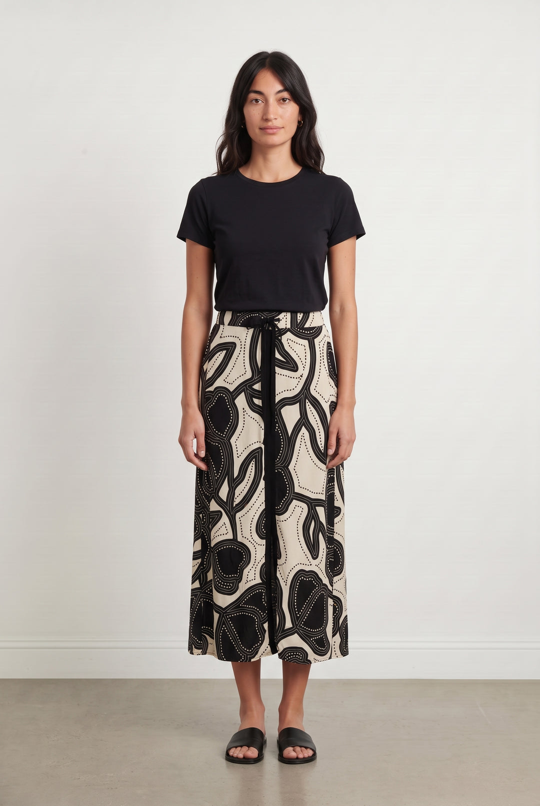 Jupe Longue Noire et Beige - Taille XS/34 de la marque La Fée Maraboutée | PARAD125623 - Vendu par Paradigme - Image 1