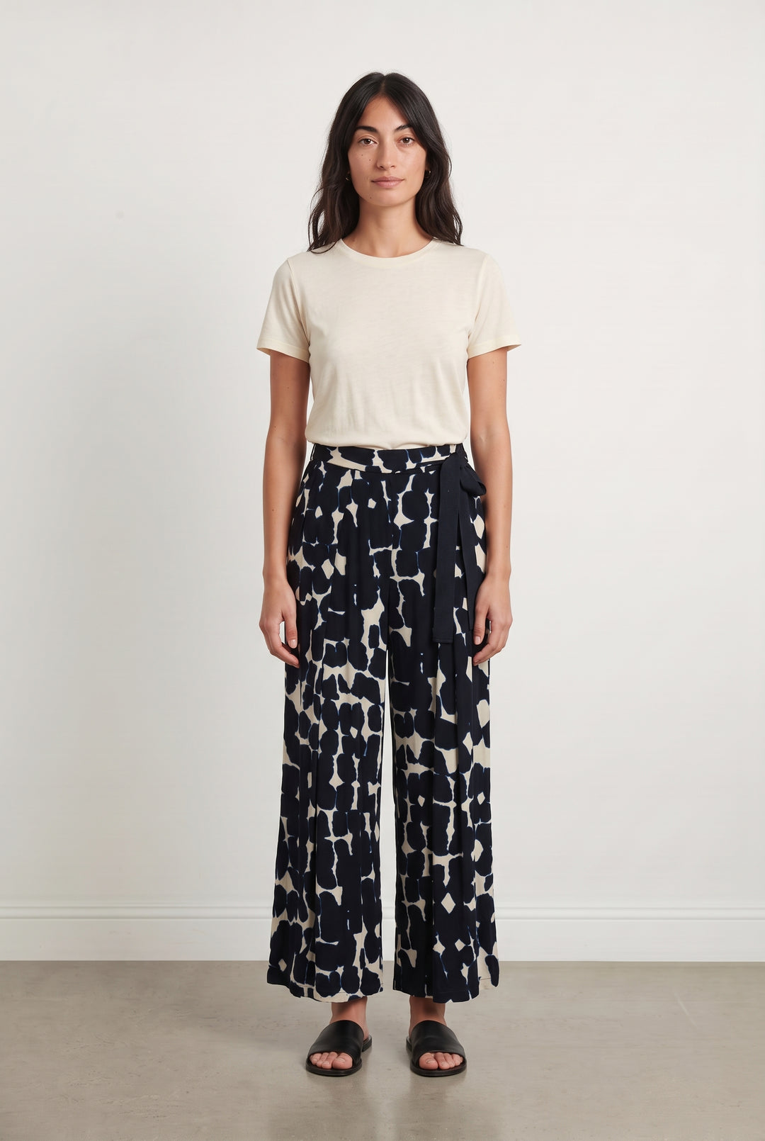 Pantalon Noir et Beige - Taille S/36 de la marque La Fée Maraboutée | PARAD125624 - Vendu par Paradigme - Image 1