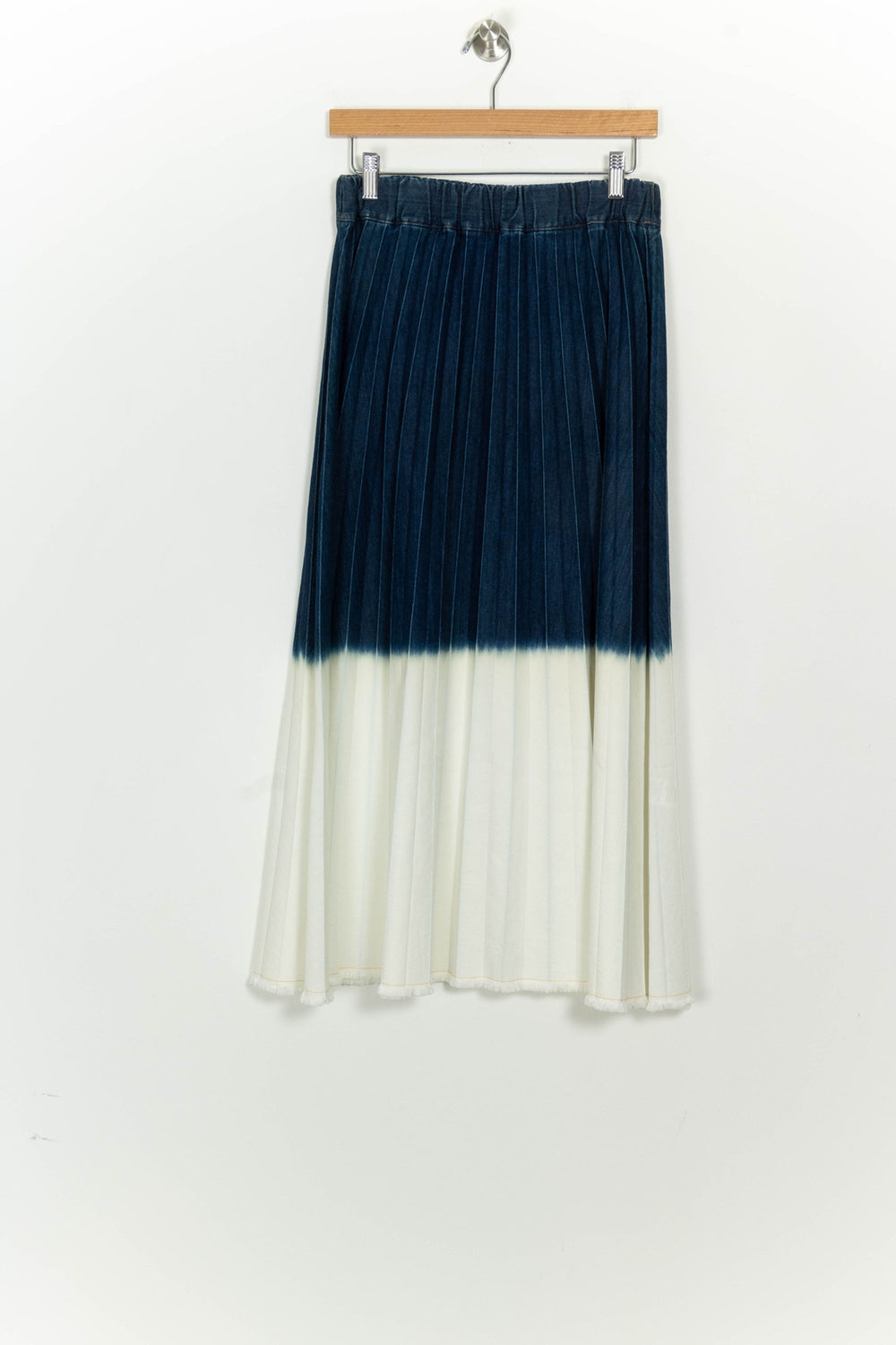 Jupe Plissée Bleue et Blanche - Taille M/38 de la marque La Fée Maraboutée | PARAD125629 - Vendu par Paradigme - Image 2
