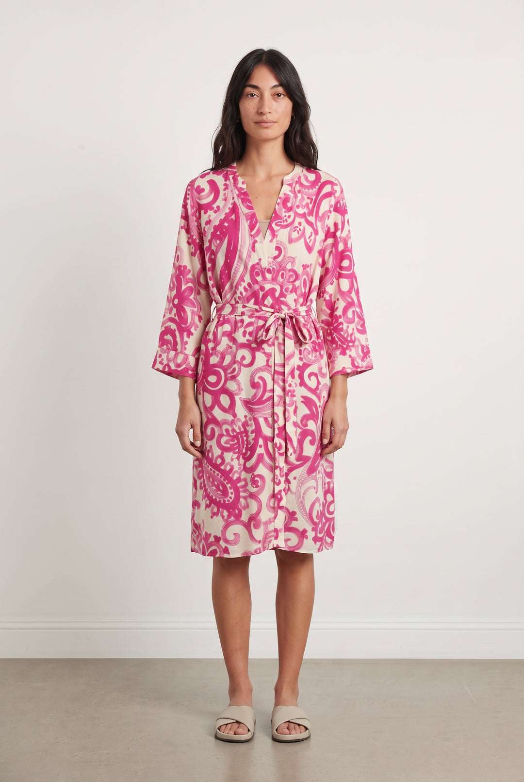 Robe Portefeuille Rose et Beige - Taille M/38 de la marque La Fée Maraboutée | PARAD125632 - Vendu par Paradigme - Image 1